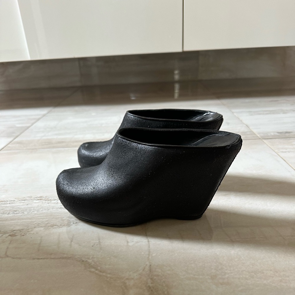 RICK OWENS CLOGS
